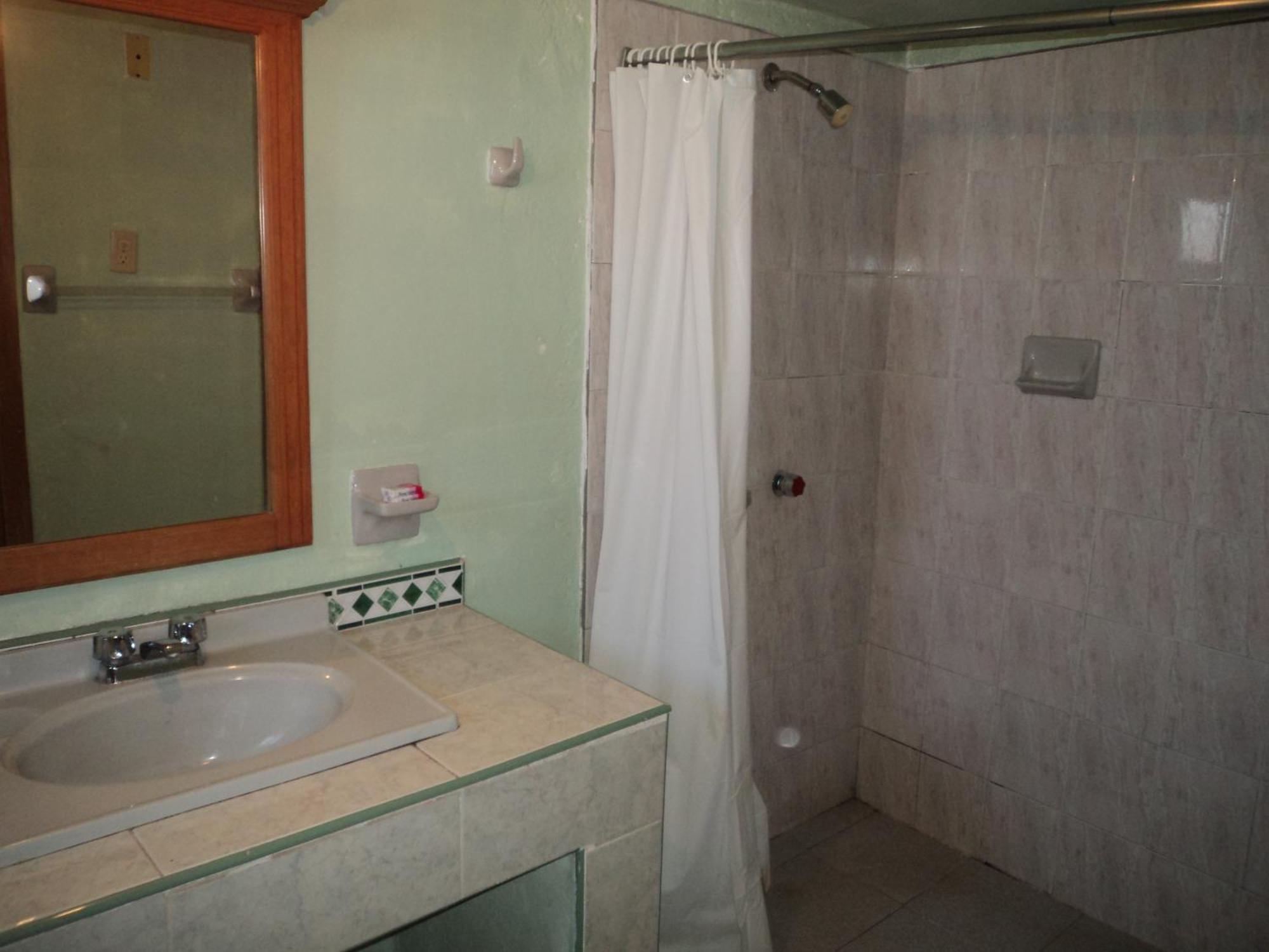 Cabanas Montebello Inn Creel Oda fotoğraf